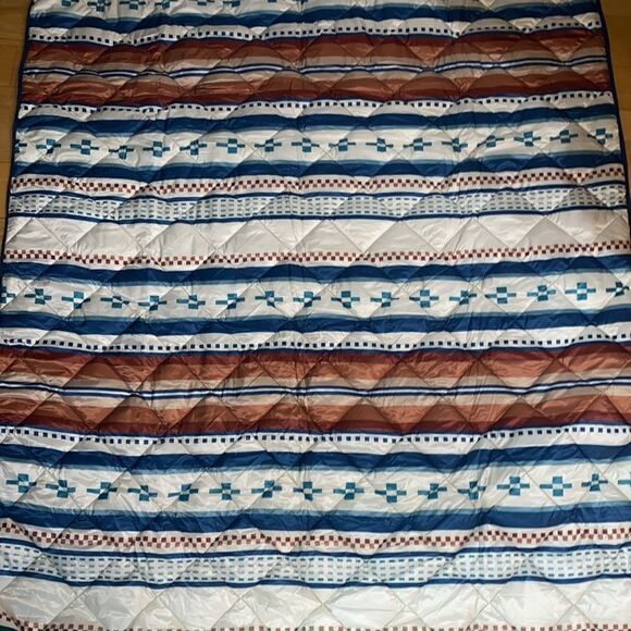 Pendleton Paloma Stripe  Packable Throw! - Picture 5 of 13